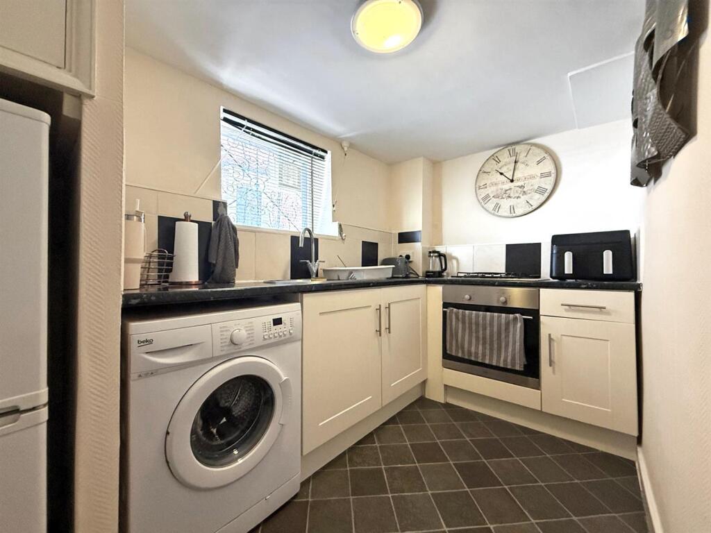 House in Shrewsbury, Frankwell - View 3