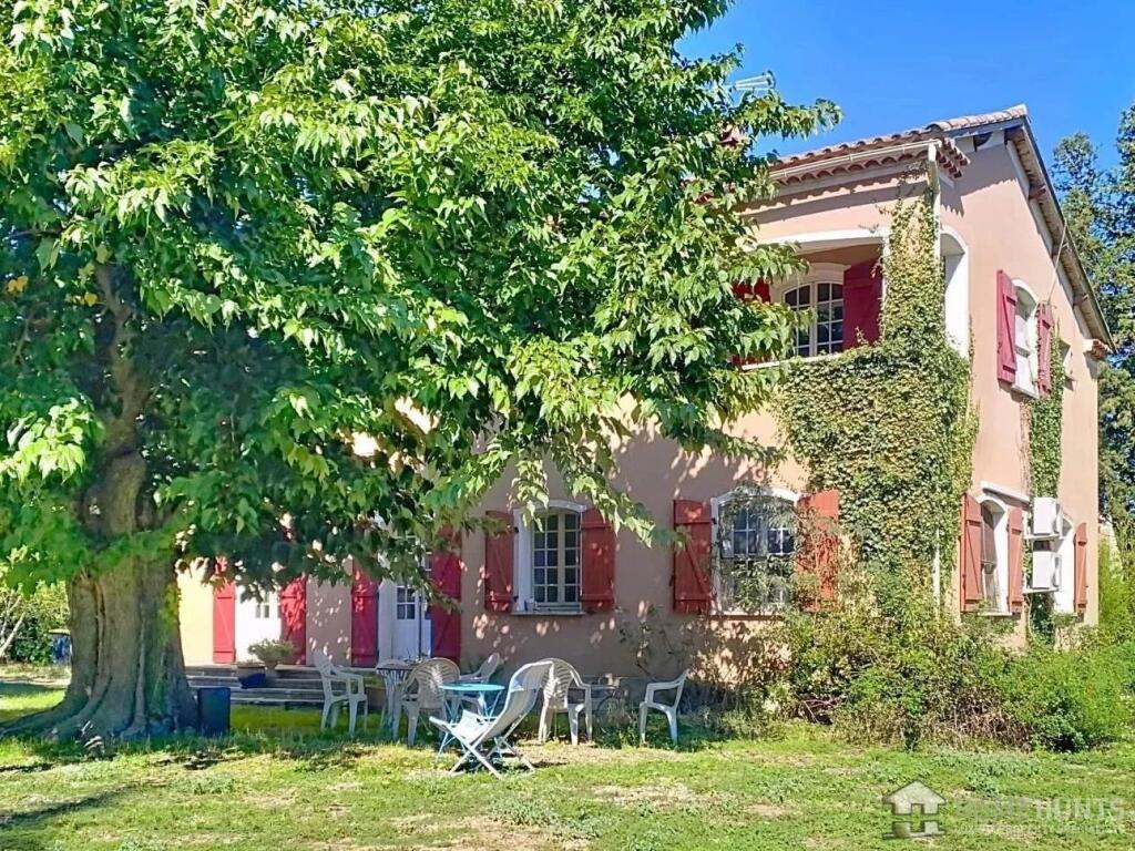 Main image of property: Provence-Alps-Cote d`Azur, Bouches-du-Rhône, St-Rémy-de-Provence