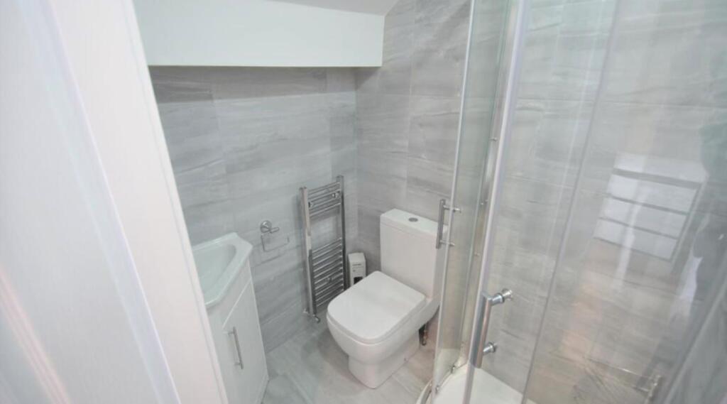 House in Manchester, Fallowfield - View 2