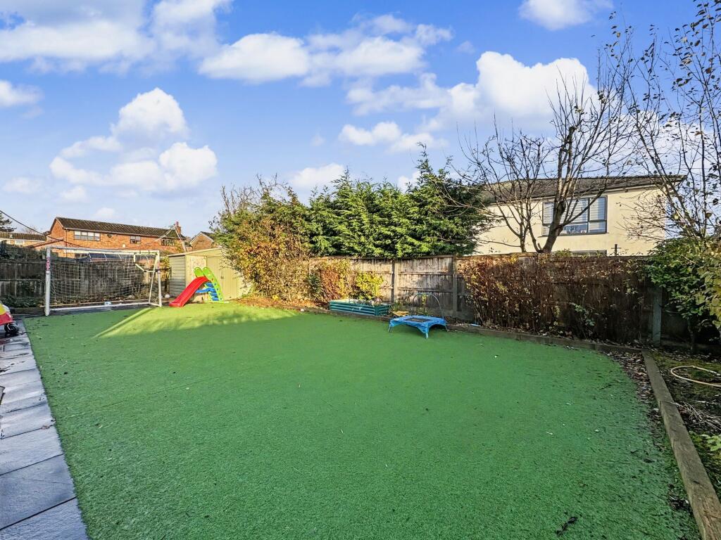 Lower Croft, Whitefield, M45 photo 4