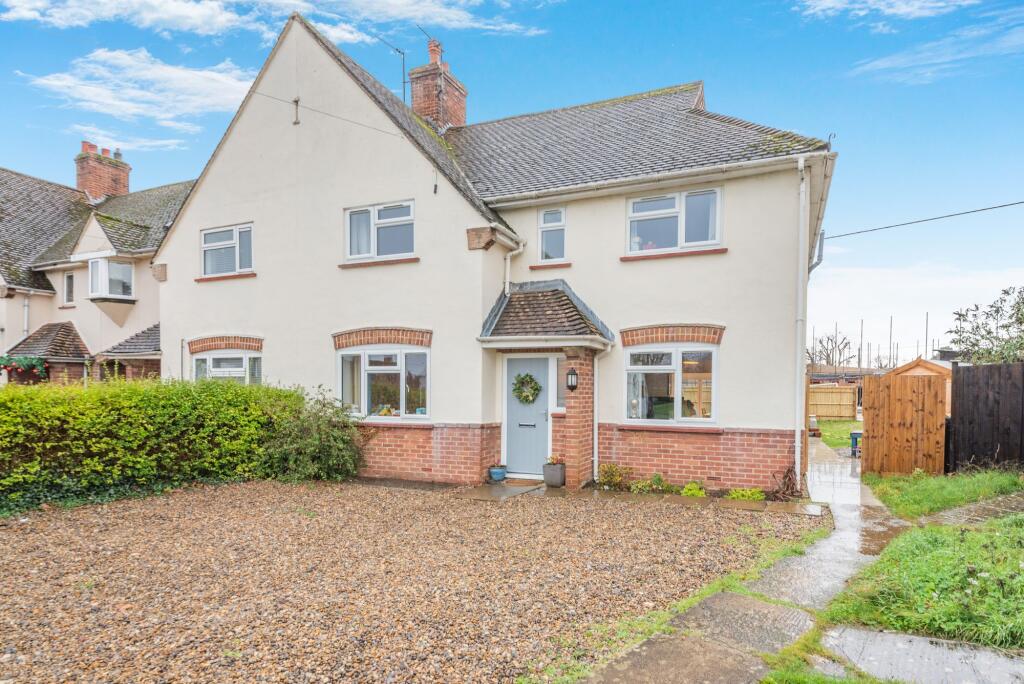 Main image of property: Latton Close, Southmoor, OX13