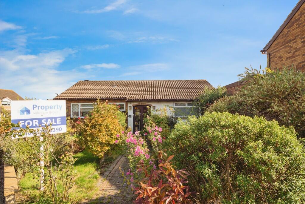 Main image of property: Eastbury Drive, Solihull, West Midlands, B92