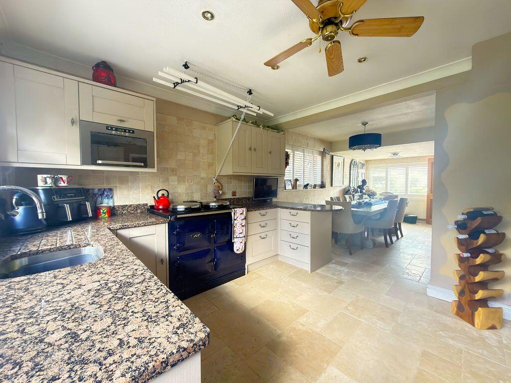 Strathavon Close, Cranleigh - View 5