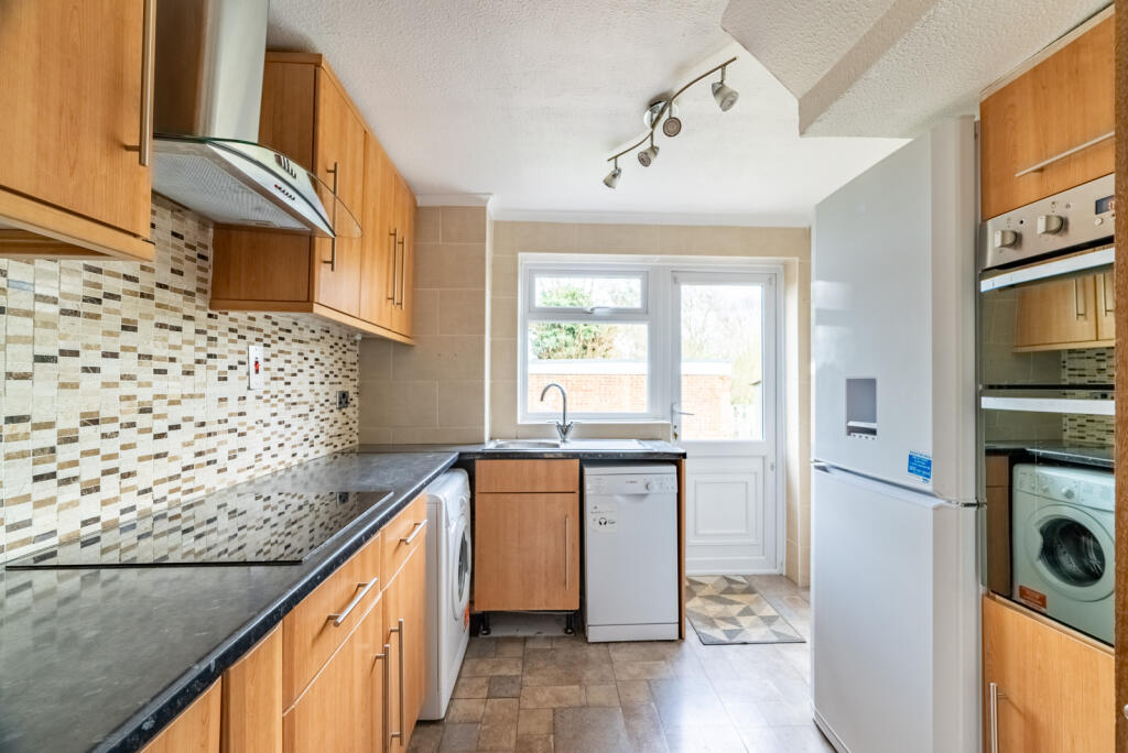 Additional image 4 of Broadstone Road, Harpenden, Hertfordshire, AL5