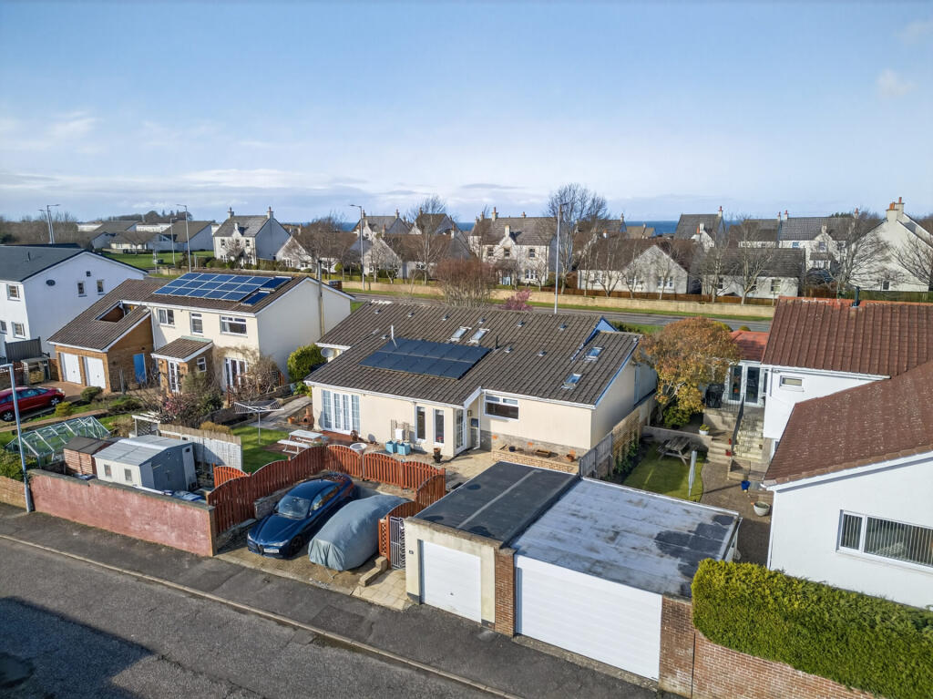 4-bed house on 18 Shalloch Park, Doonfoot, KA7 4HL, £340,000
