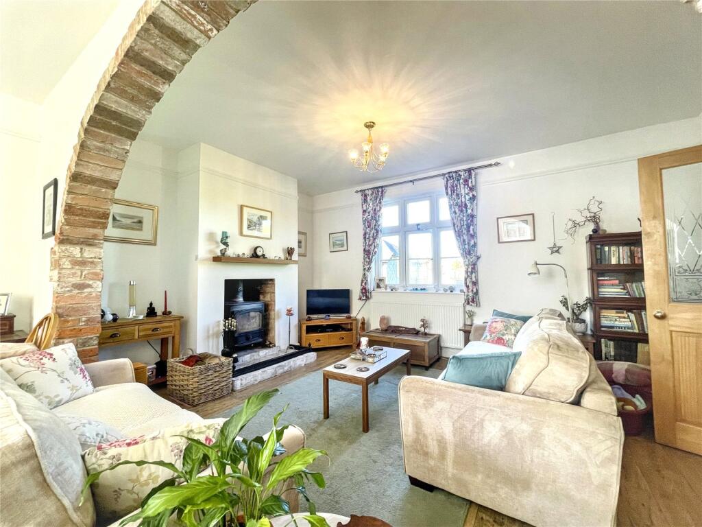 Cleeve Terrace, Bratton - View 3
