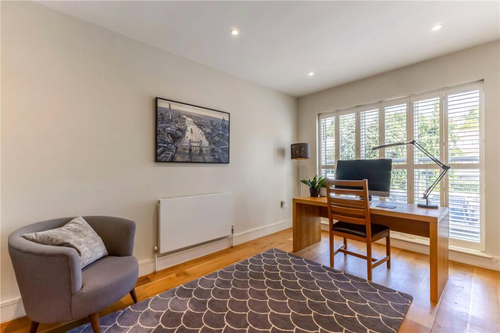 House in London - View 5