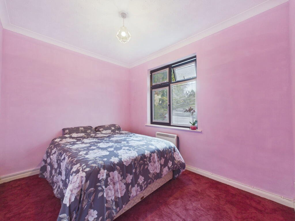 Apartment in Torquay, Torbay - More