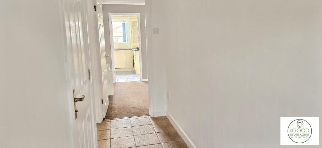 Lexington Close, Great Yarmouth, NR29 photo 4