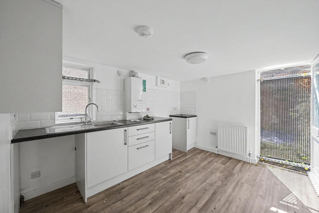 Apartment in London - View 2