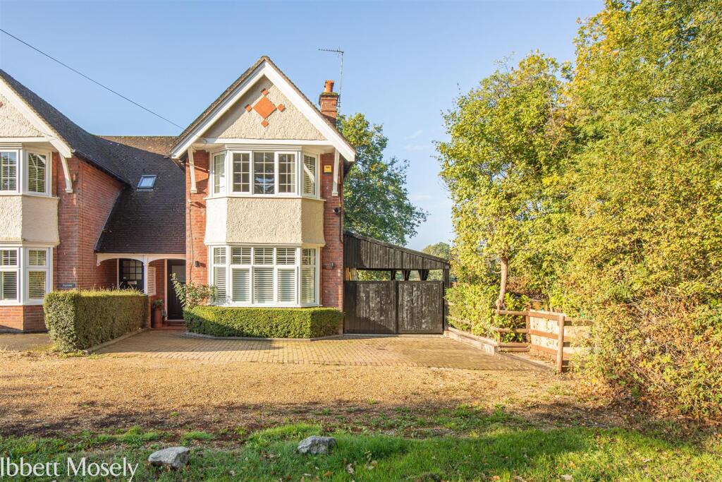 Main image of property: Hurst Green Road, Oxted