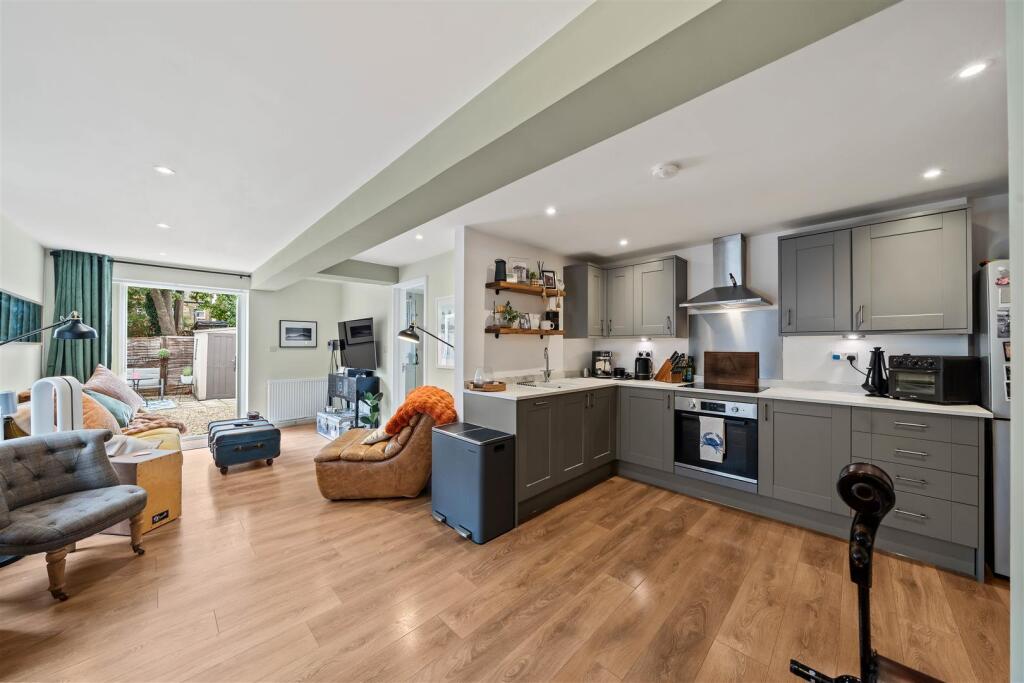 Main image of property: 133 Holmesdale Road, London