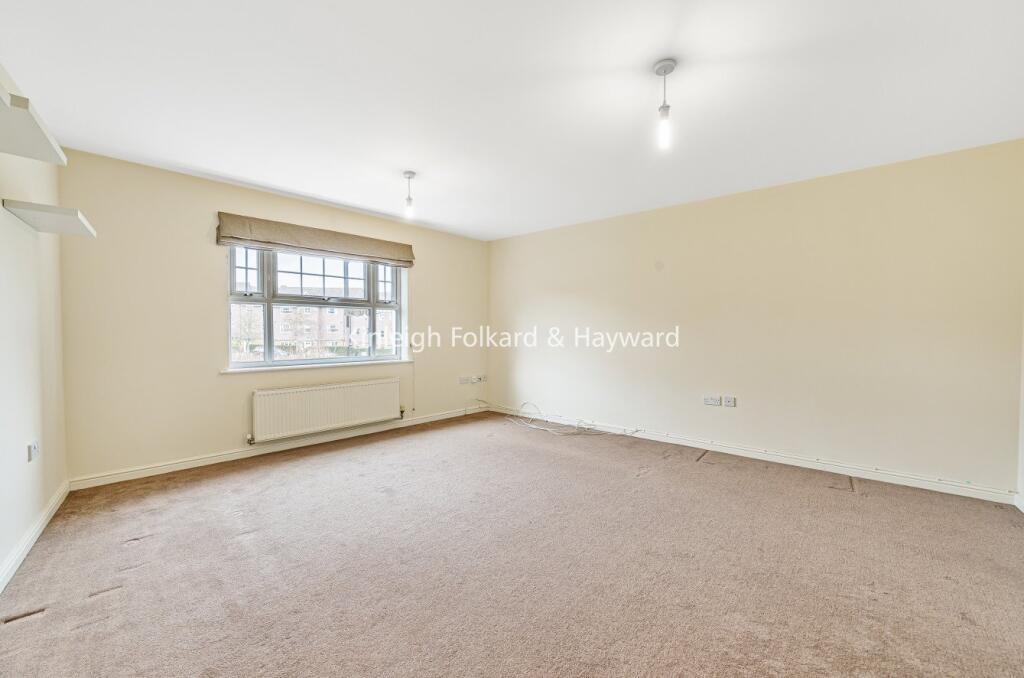 Apartment in London - View 2