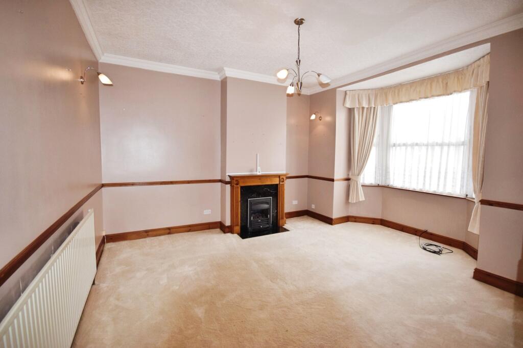 Lumley Avenue, Skegness, PE25 photo 2