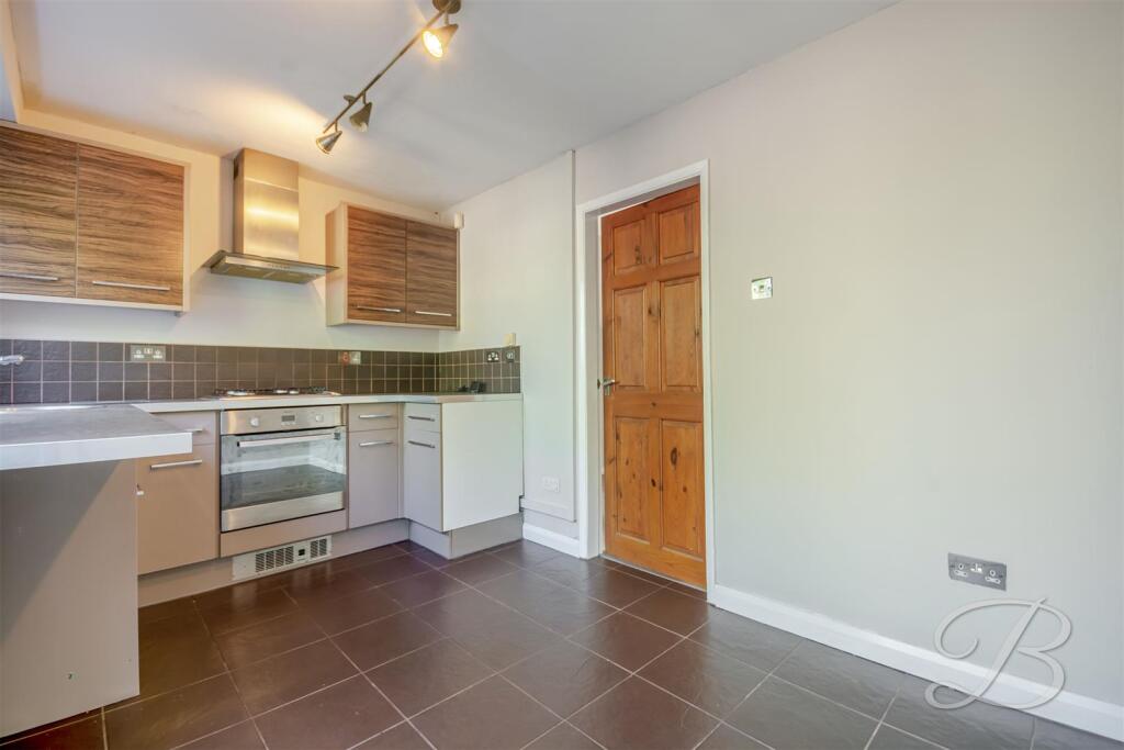 House in Ashfield, Kirkby-in-Ashfield, Sutton-in-Ashfield - View 2