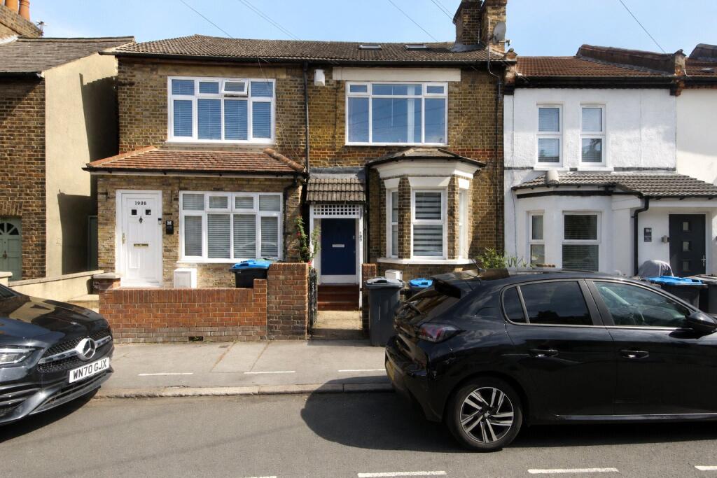 Main image of property: Gloucester Road, Croydon, CR0