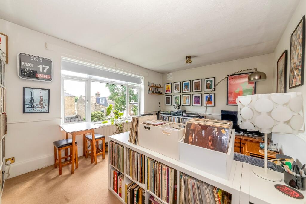 Apartment in London, East Dulwich - More