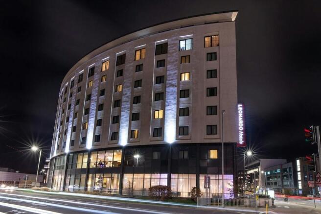 Leonardo Hotel