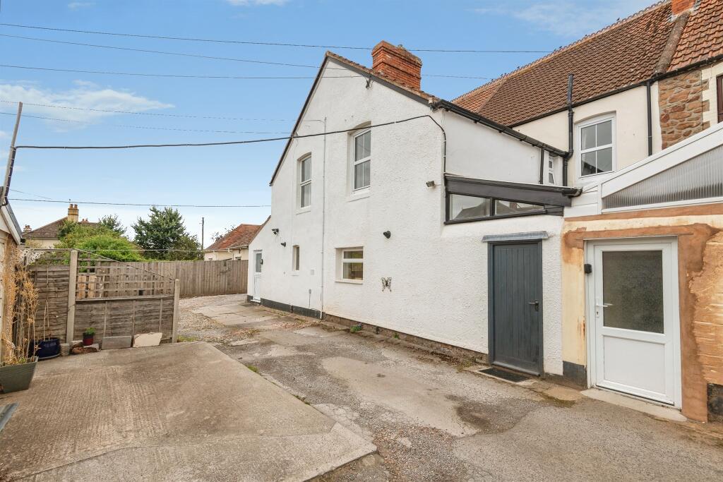 House in Taunton - View 2