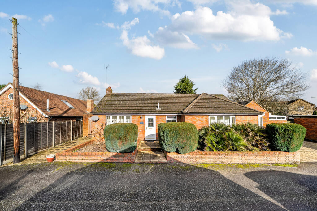 Main image of property: The Crescent, Croxley Green, Rickmansworth