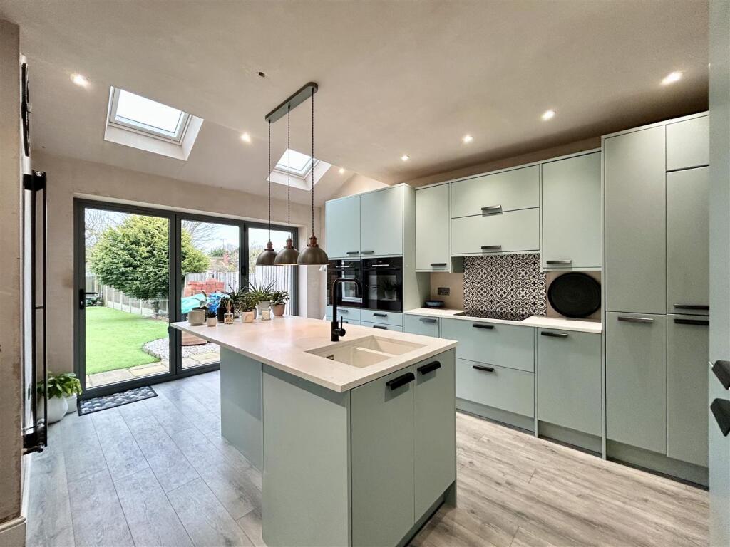 Additional image 5 of Huntingtree Road, Halesowen