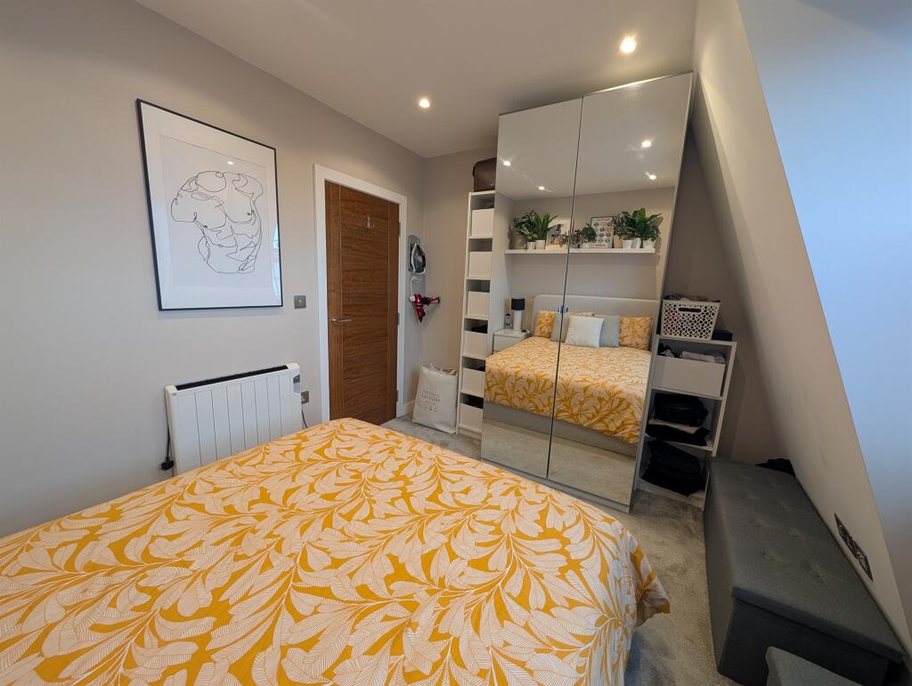 Additional image 11 of Stonehills, WELWYN GARDEN CITY