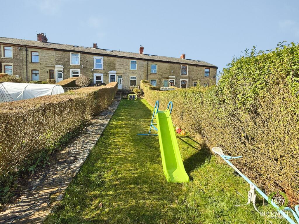 Carus Avenue, Hoddlesden, BB3