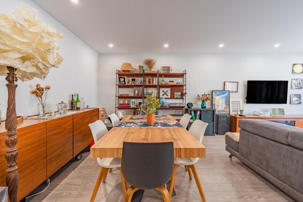 Main image of property: Setúbal, Montijo