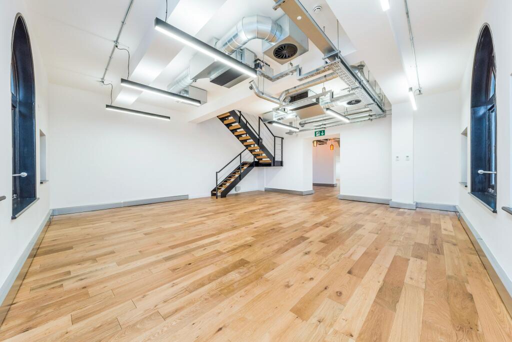 hall 14.jpg