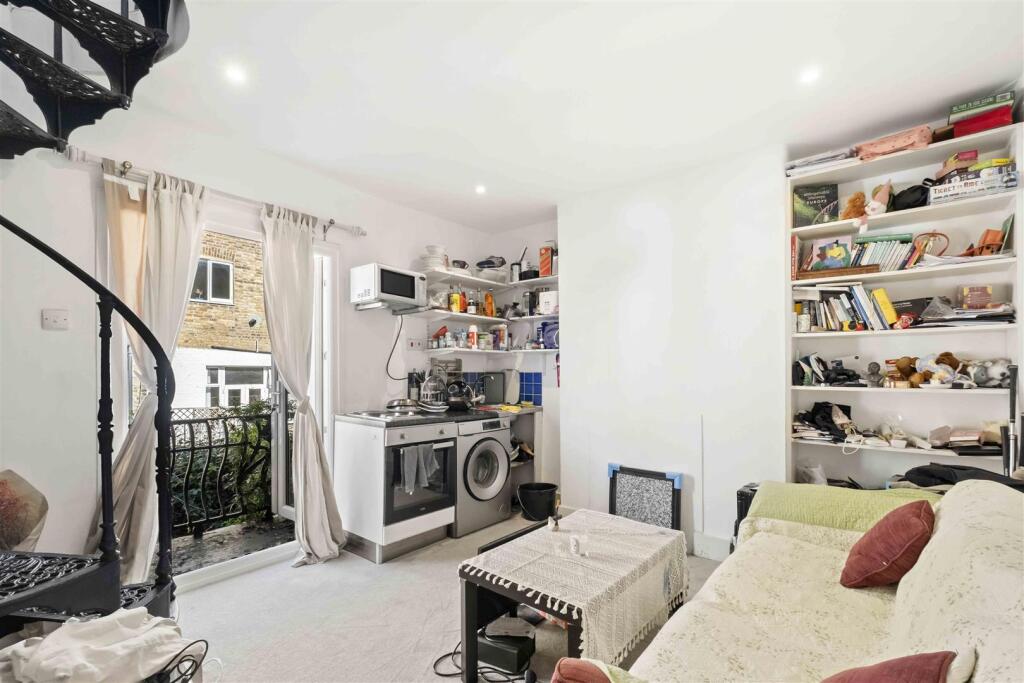 Main image of property: Dancer Road, Parsons Green