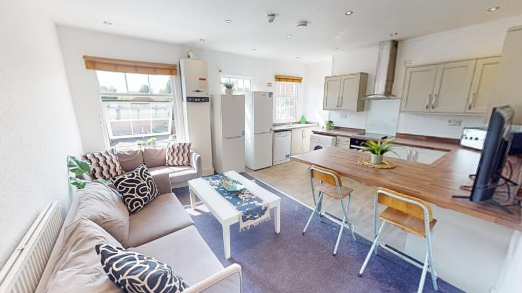 Main image of property: Flat 2 51 Mansfield Road