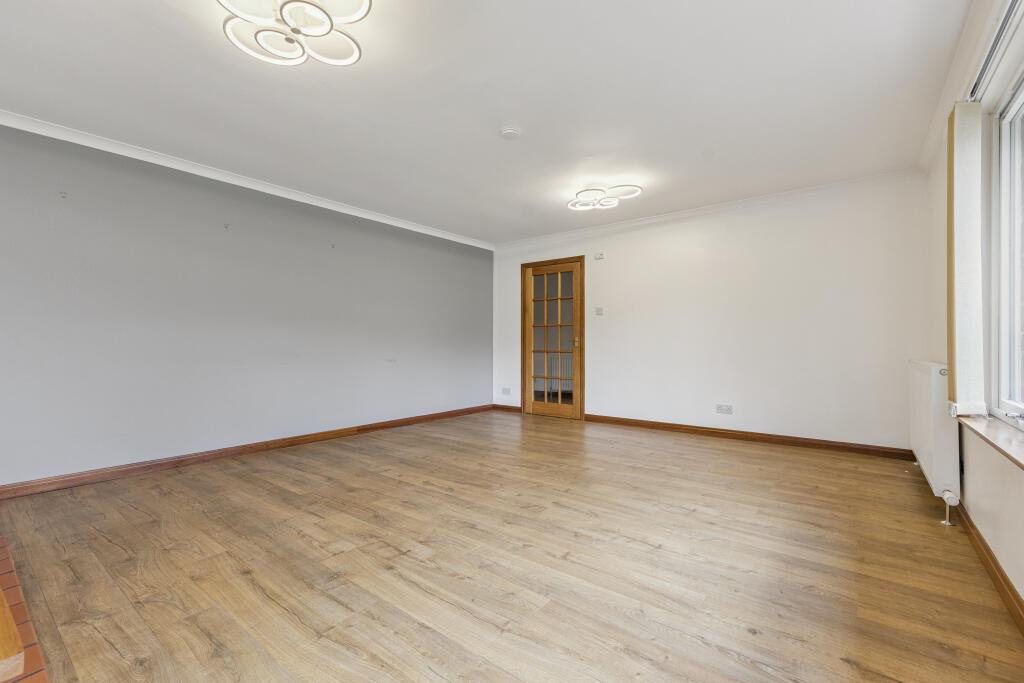 House in Perth - View 5