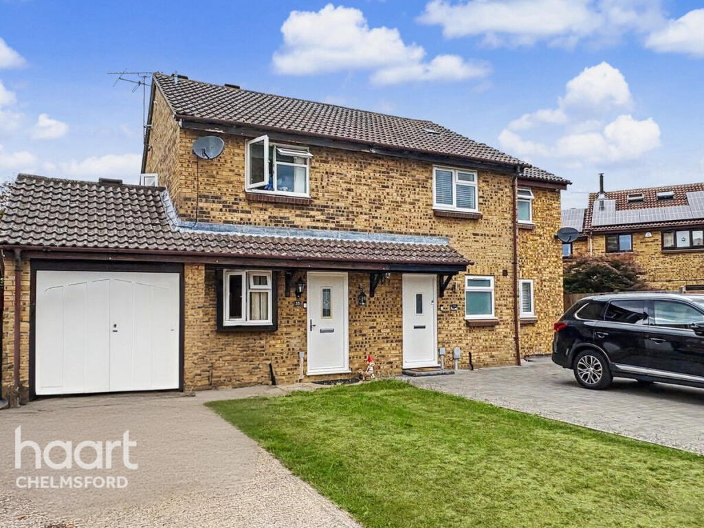 2 Bedroom Semi-Detached in CM1 6GQ