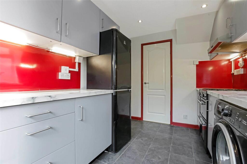 House in Glasgow, South Lanarkshire - View 5