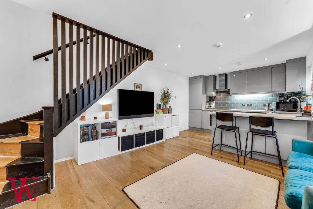 4 Bakers Court photo 2