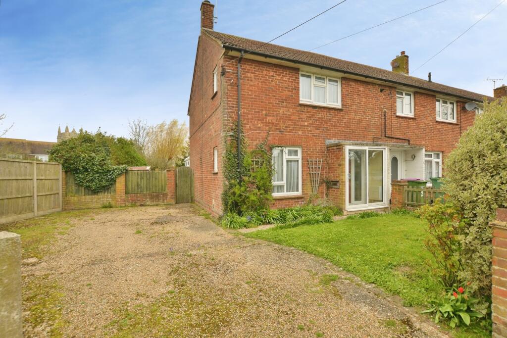Main image of property: Marsh Crescent, New Romney, Kent, TN28