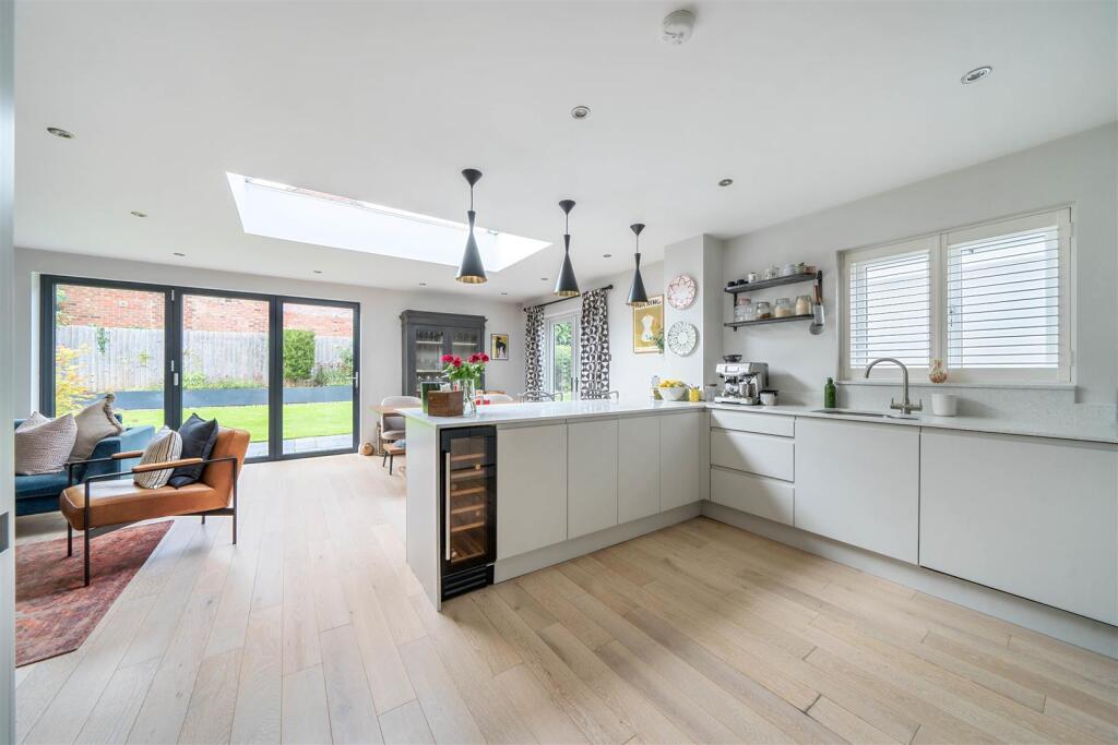 Additional image 16 of Wychwood Avenue, Knowle