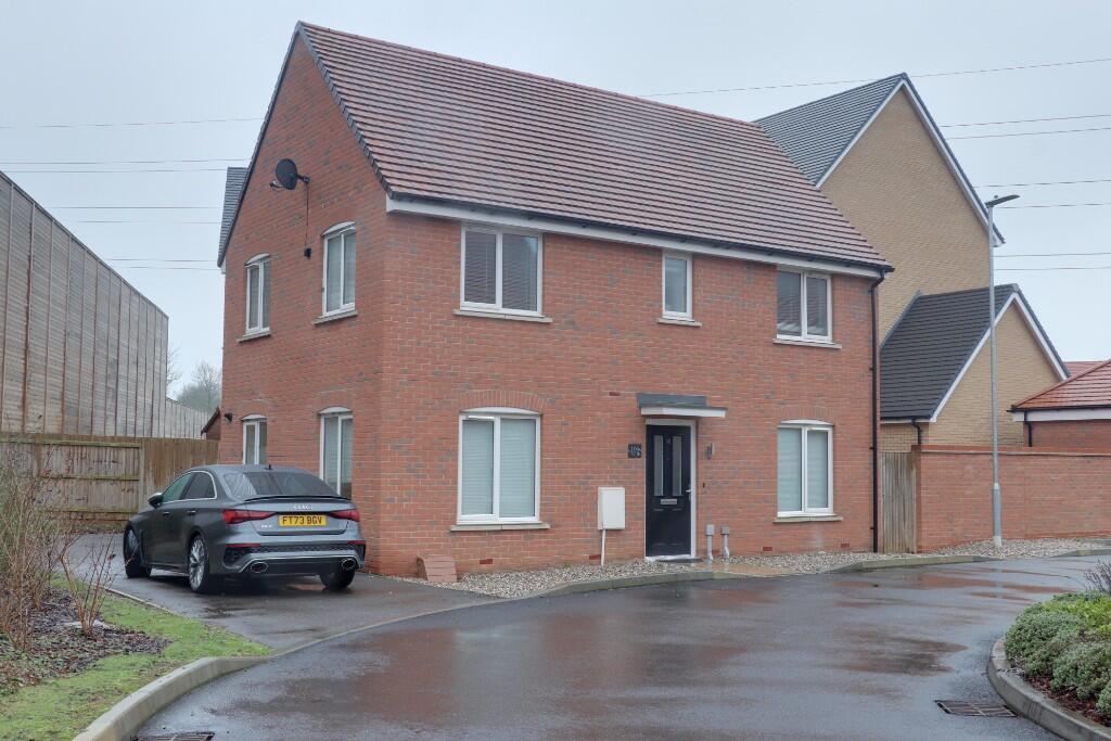 Main image of property: Porthcawl Close, Stevenage, Hertfordshire, SG1