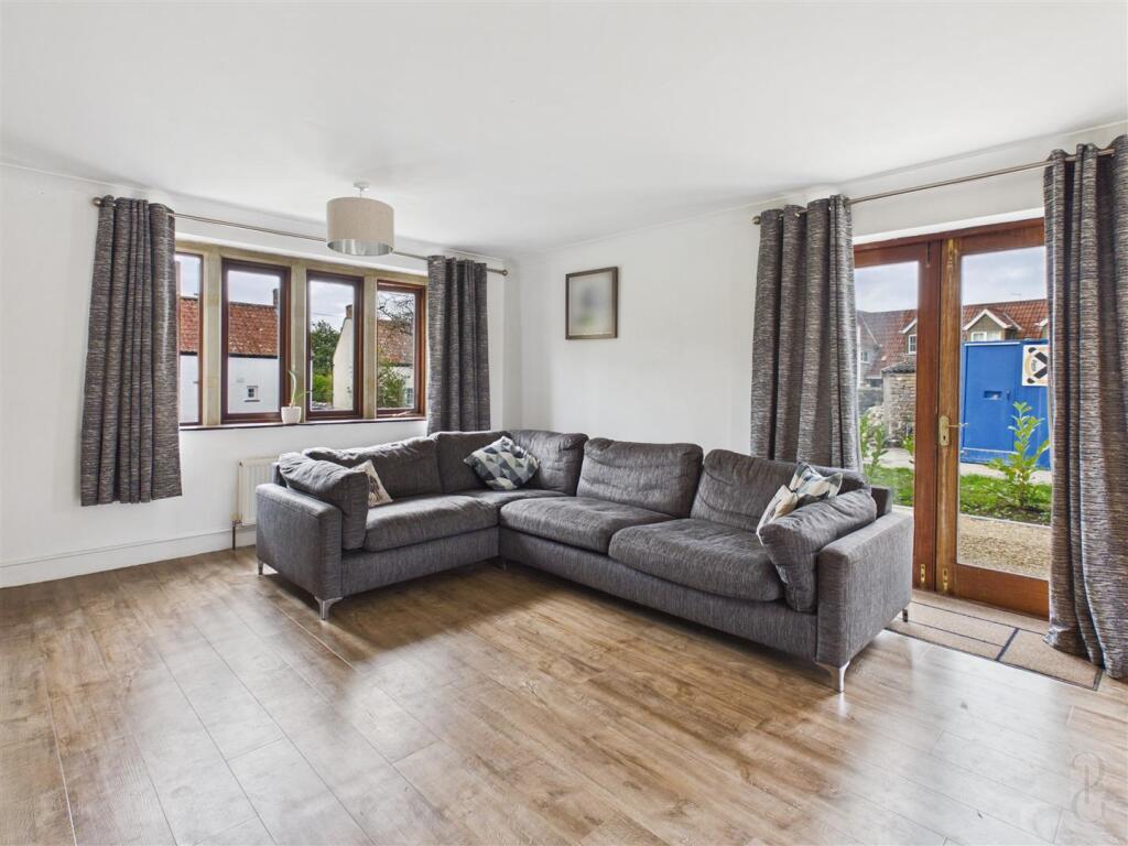 Stone Allerton, Axbridge photo 4