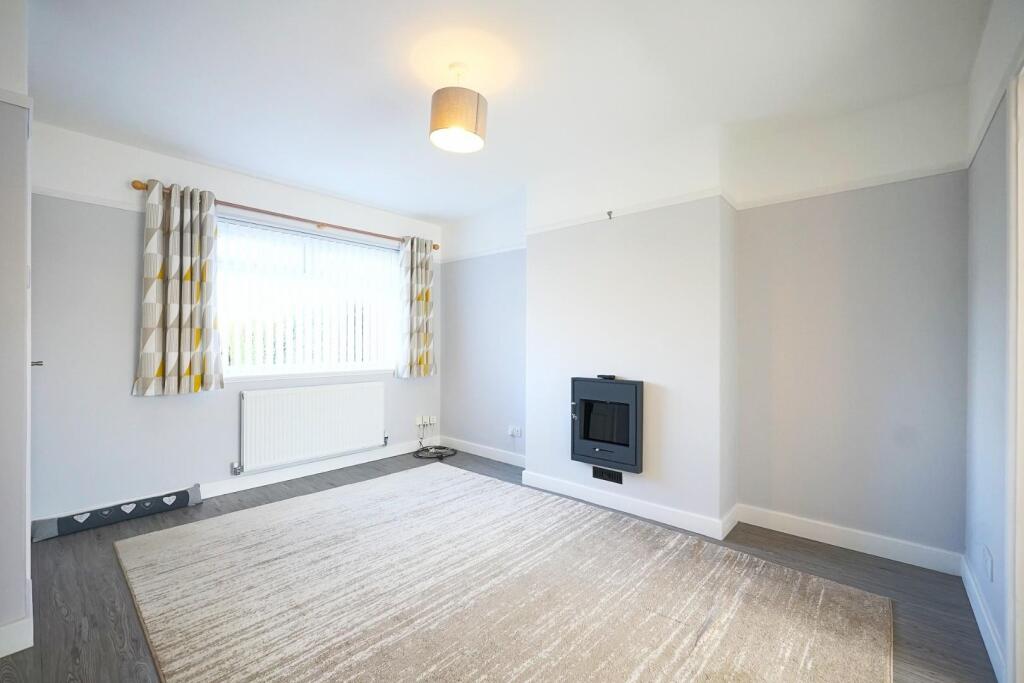 Oakwood Drive, Ulverston photo 2