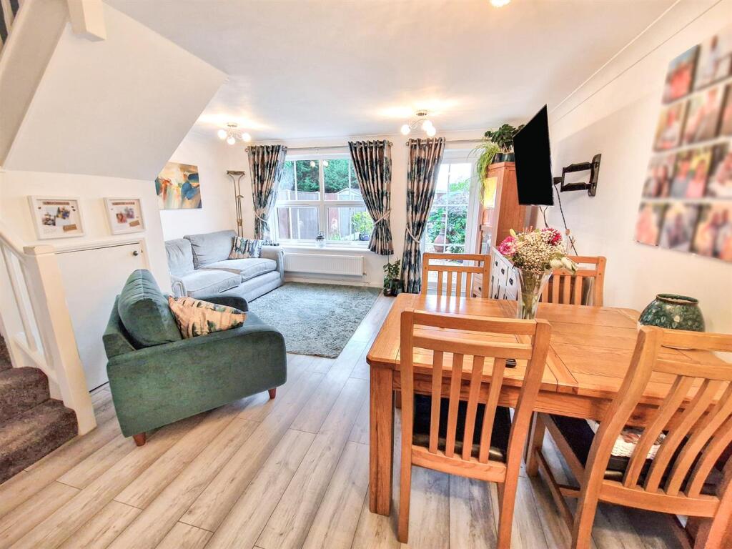 Chandlers Close, Marston Moretaine, Bedford photo 2