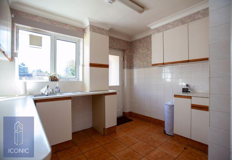 Westwood Drive, Hellesdon, Norwich photo 4