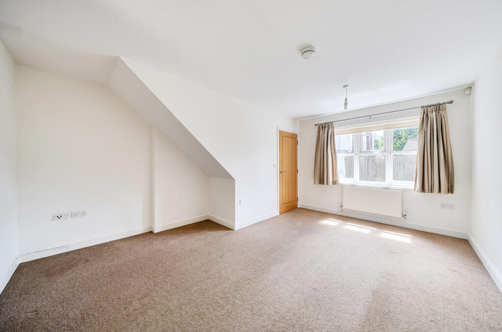Bearberry Meadow, Midsomer Norton, Radstock, BA3 - View 3
