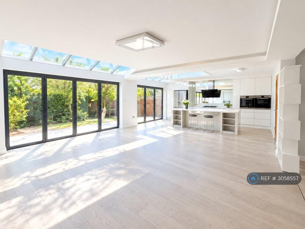 House in Reading - View 2