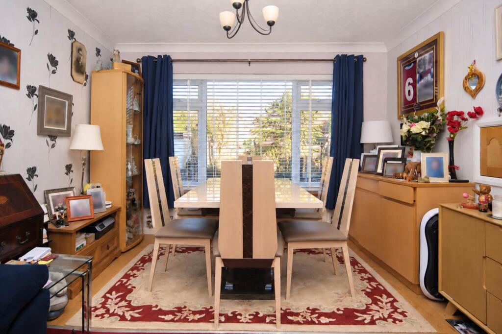 House in Tring, New Mill - View 4