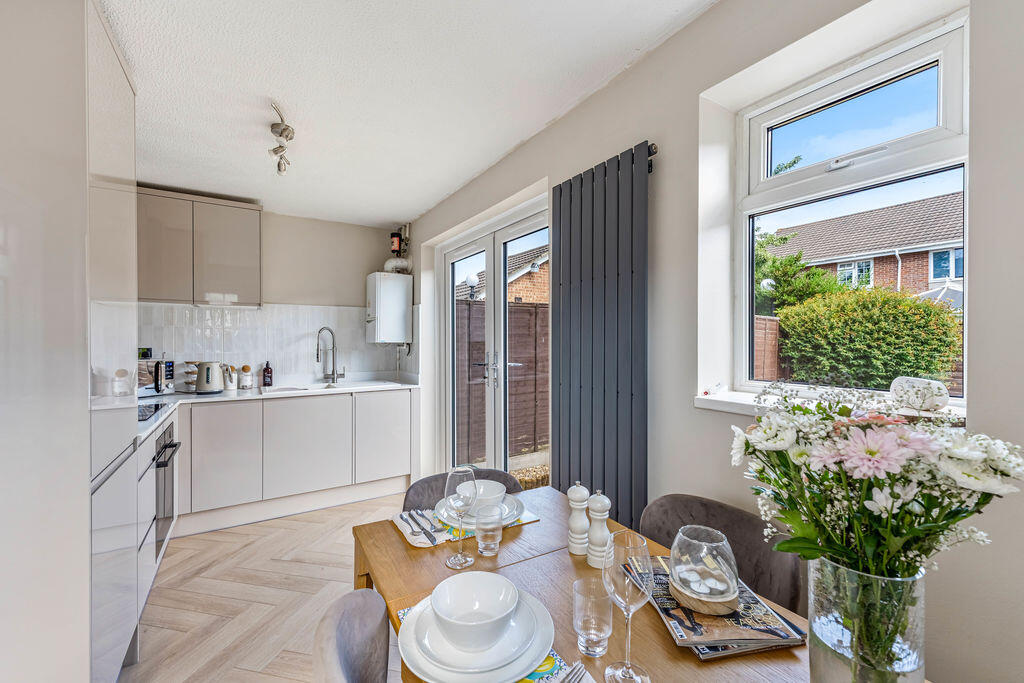 House in Weston-super-Mare, North Worle - More