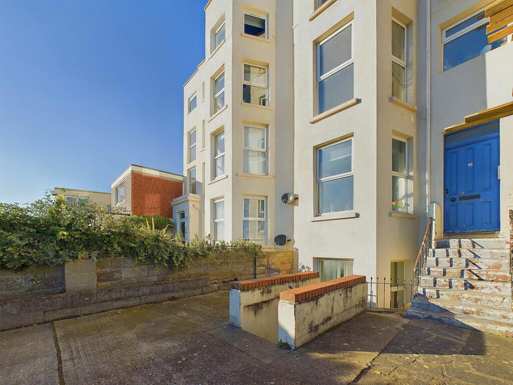 Main image of property: Brighton Road, Lancing, BN15 8BG