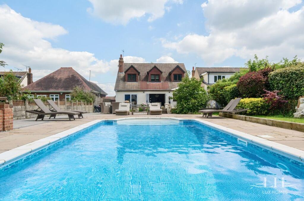 Main image of property: Ongar Road, Brentwood