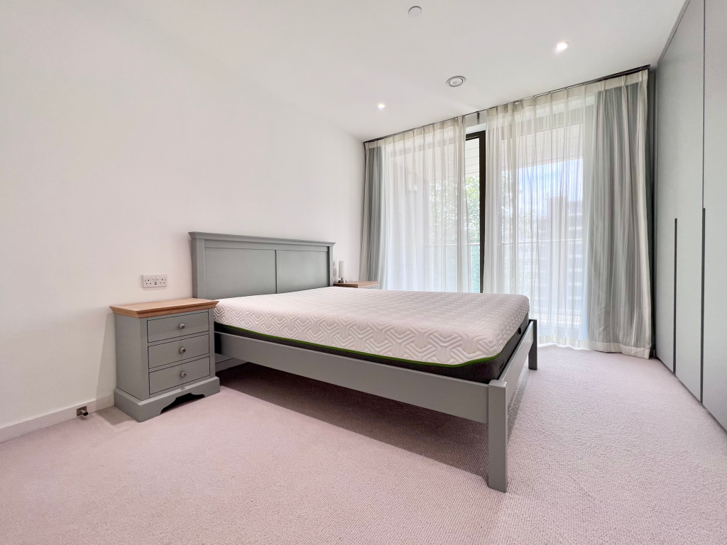 Apartment in London - View 3