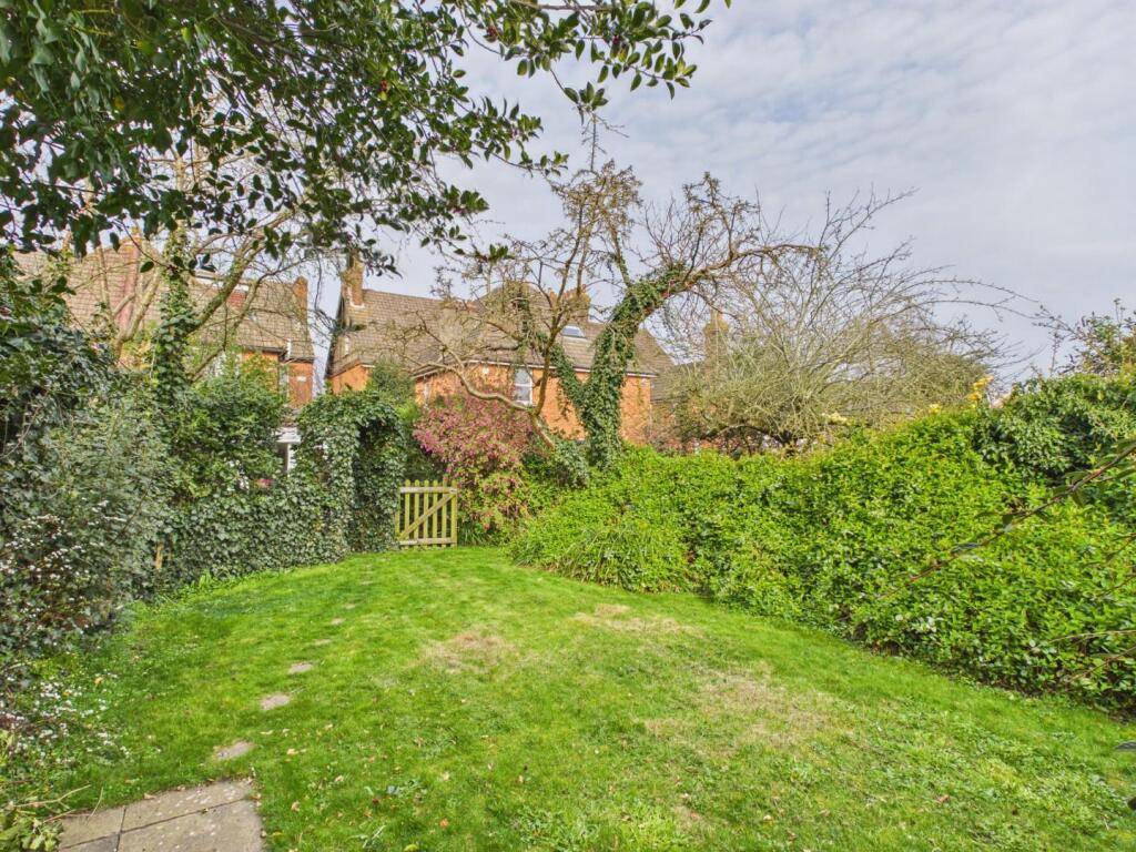 Main image of property: Albert Road, Ashford Kent TN24 8NX